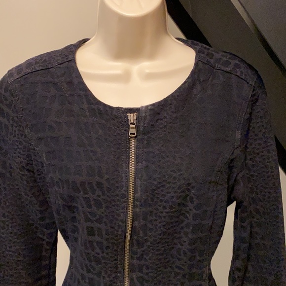 EUC Express Faux Snake skin jacket size S/P - Picture 2 of 7